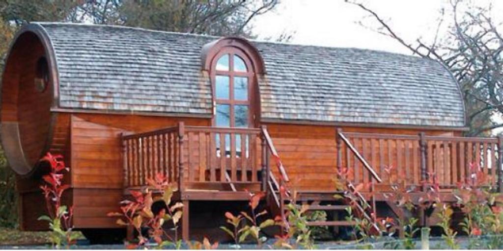 Le Chalet Du Chemin Et Sa Roulotte Berviller-en-Moselle Habitación foto